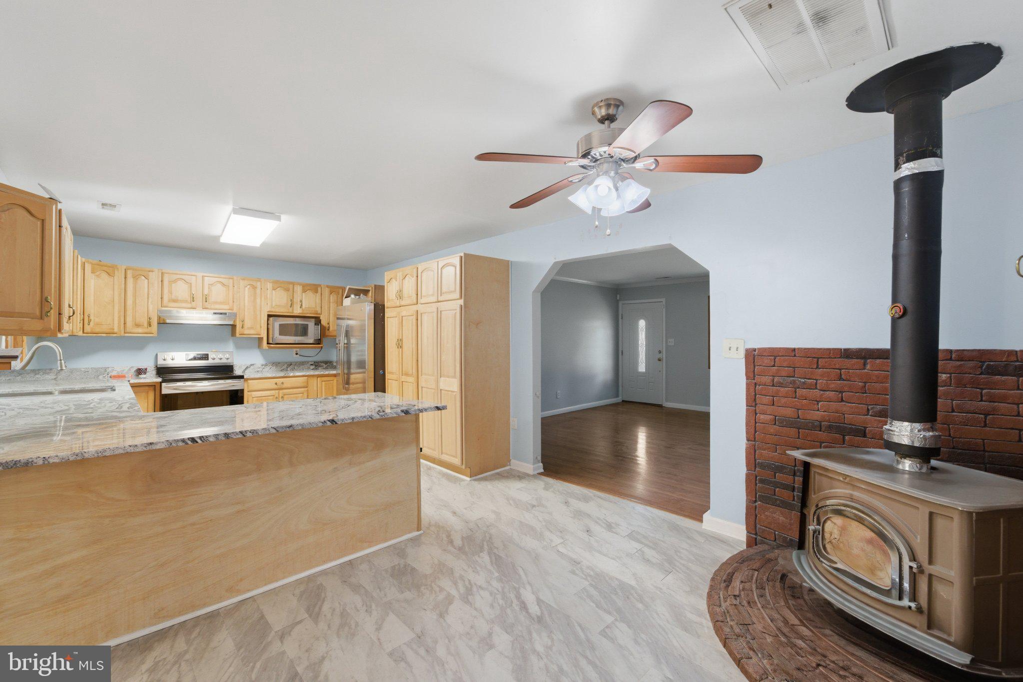 TOWN CREEK MANOR - Residential