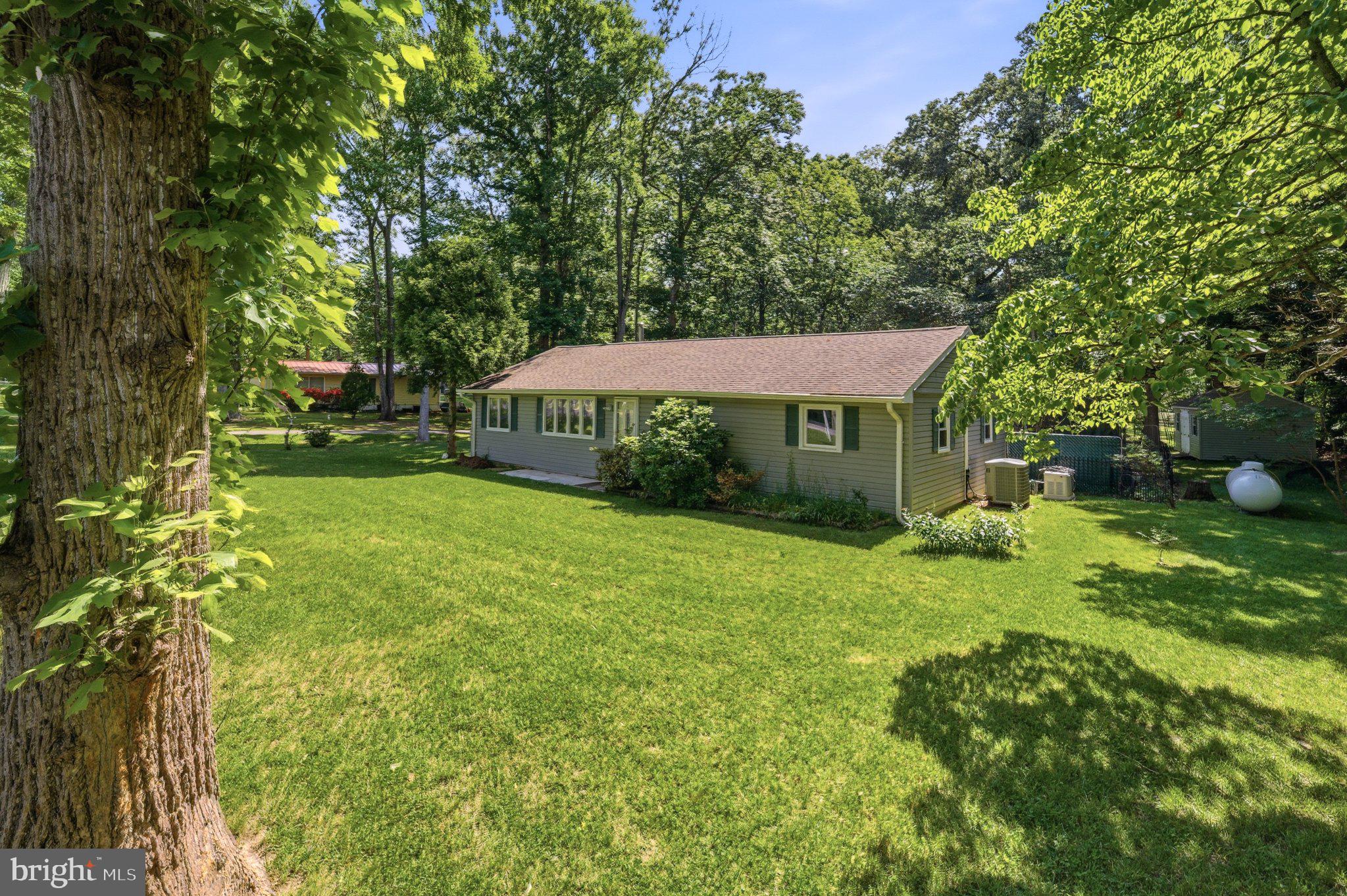 TOWN CREEK MANOR - Residential