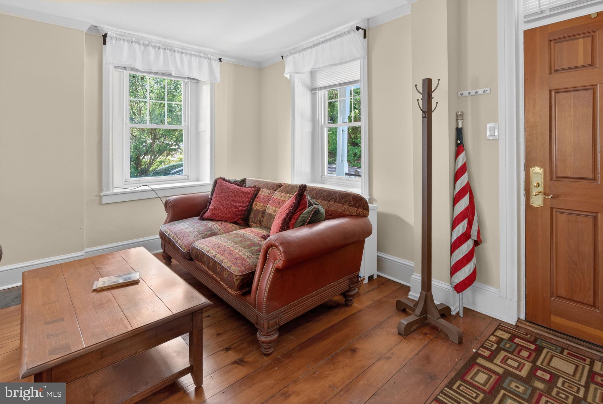 SPRING MILL - Residential