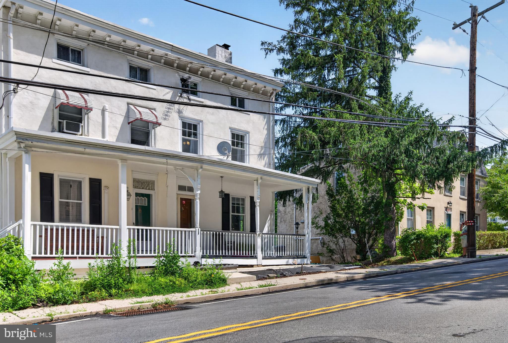 SPRING MILL - Residential
