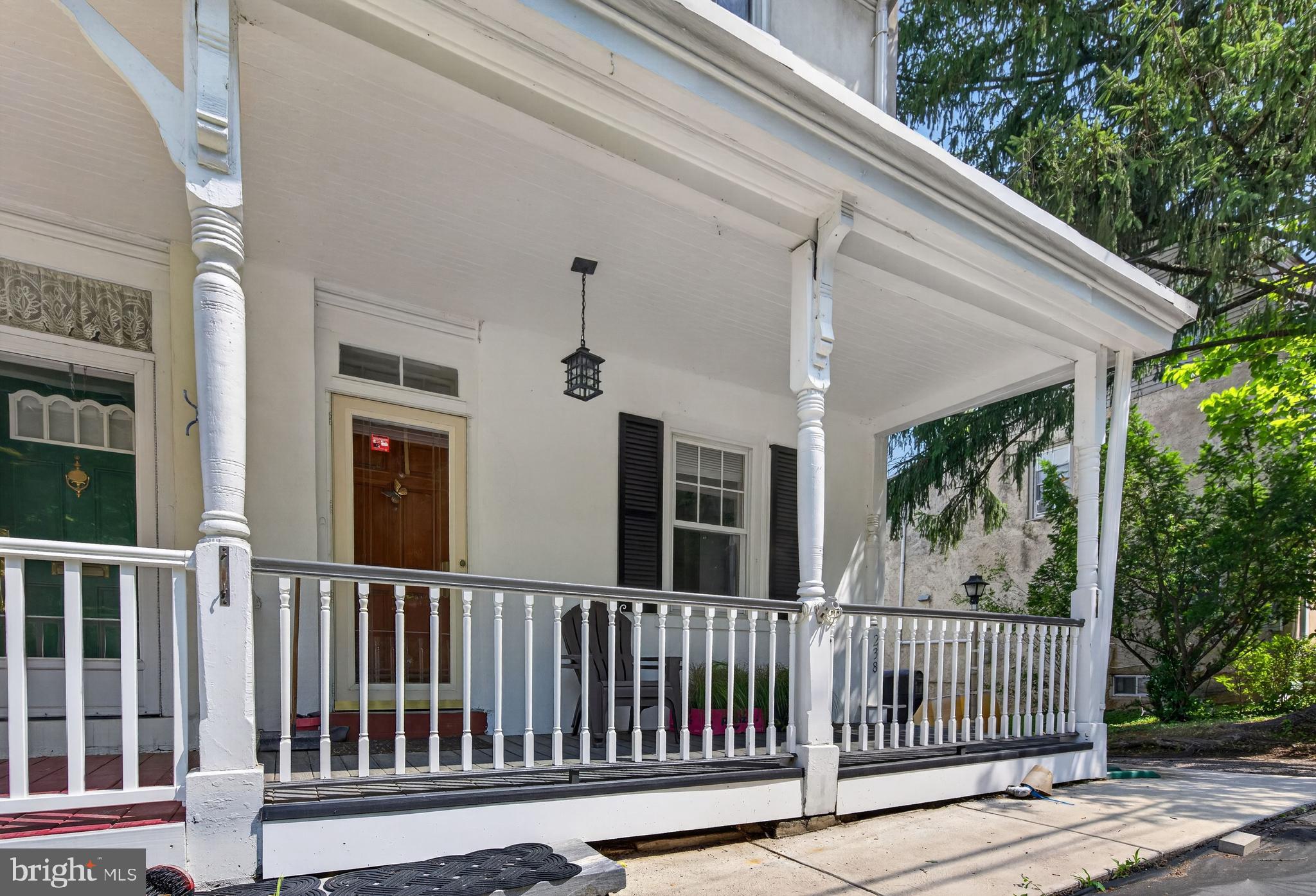 SPRING MILL - Residential