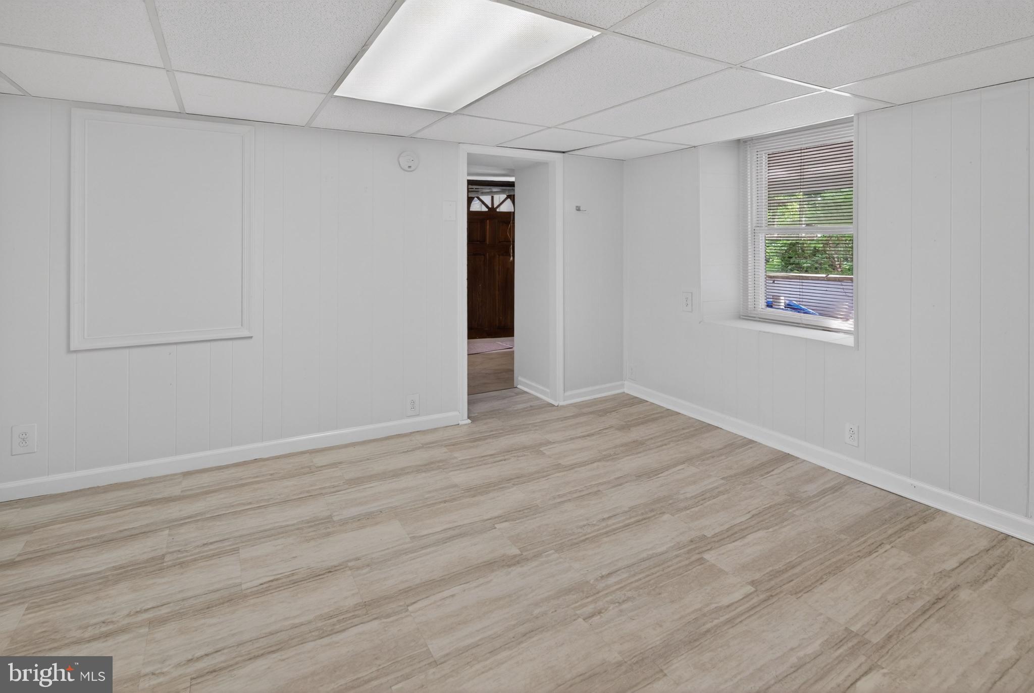 SPRING MILL - Residential