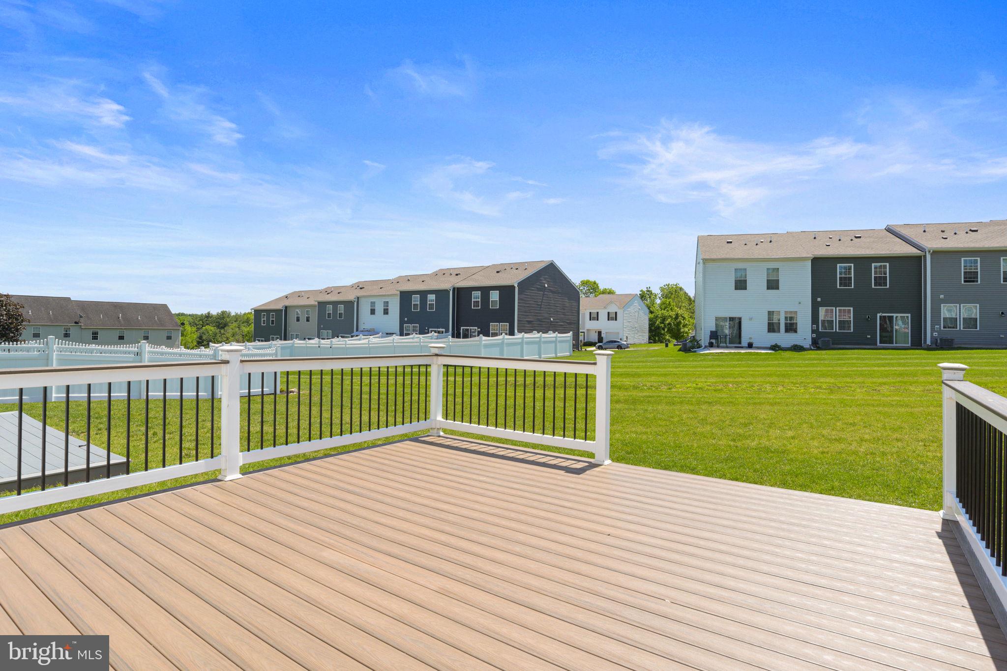 LOCUST RUN - Residential