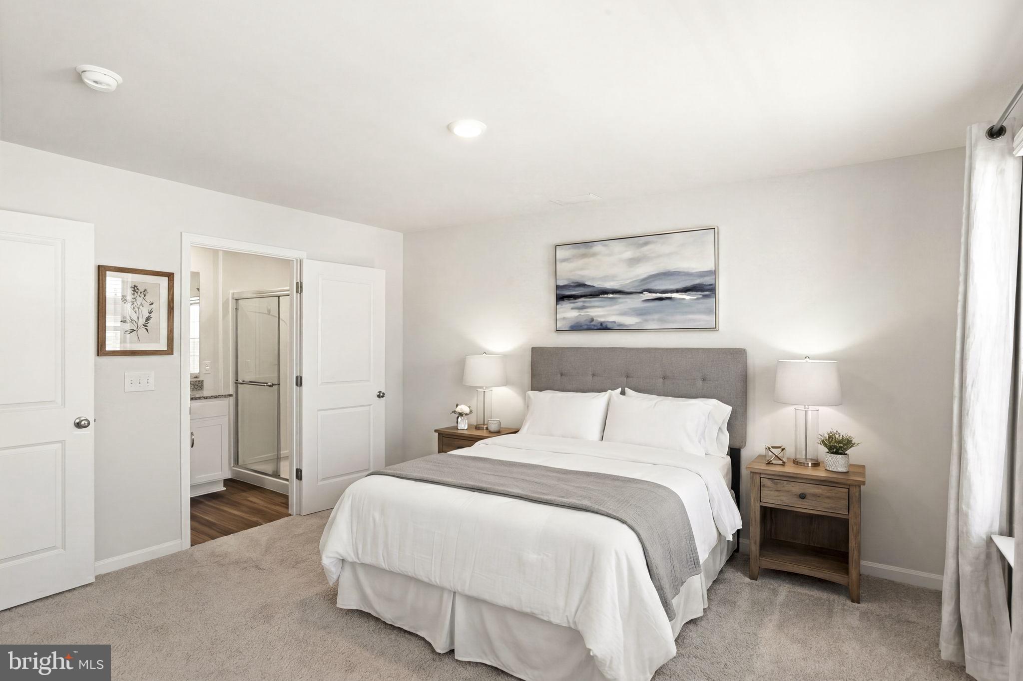 LOCUST RUN - Residential