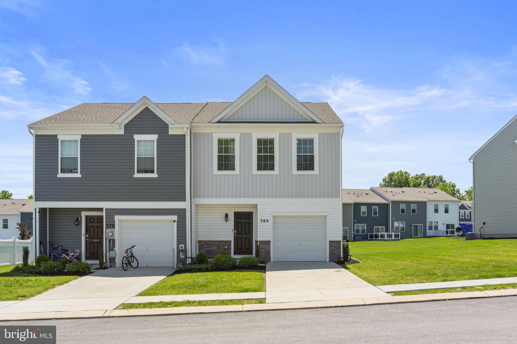 LOCUST RUN - Residential