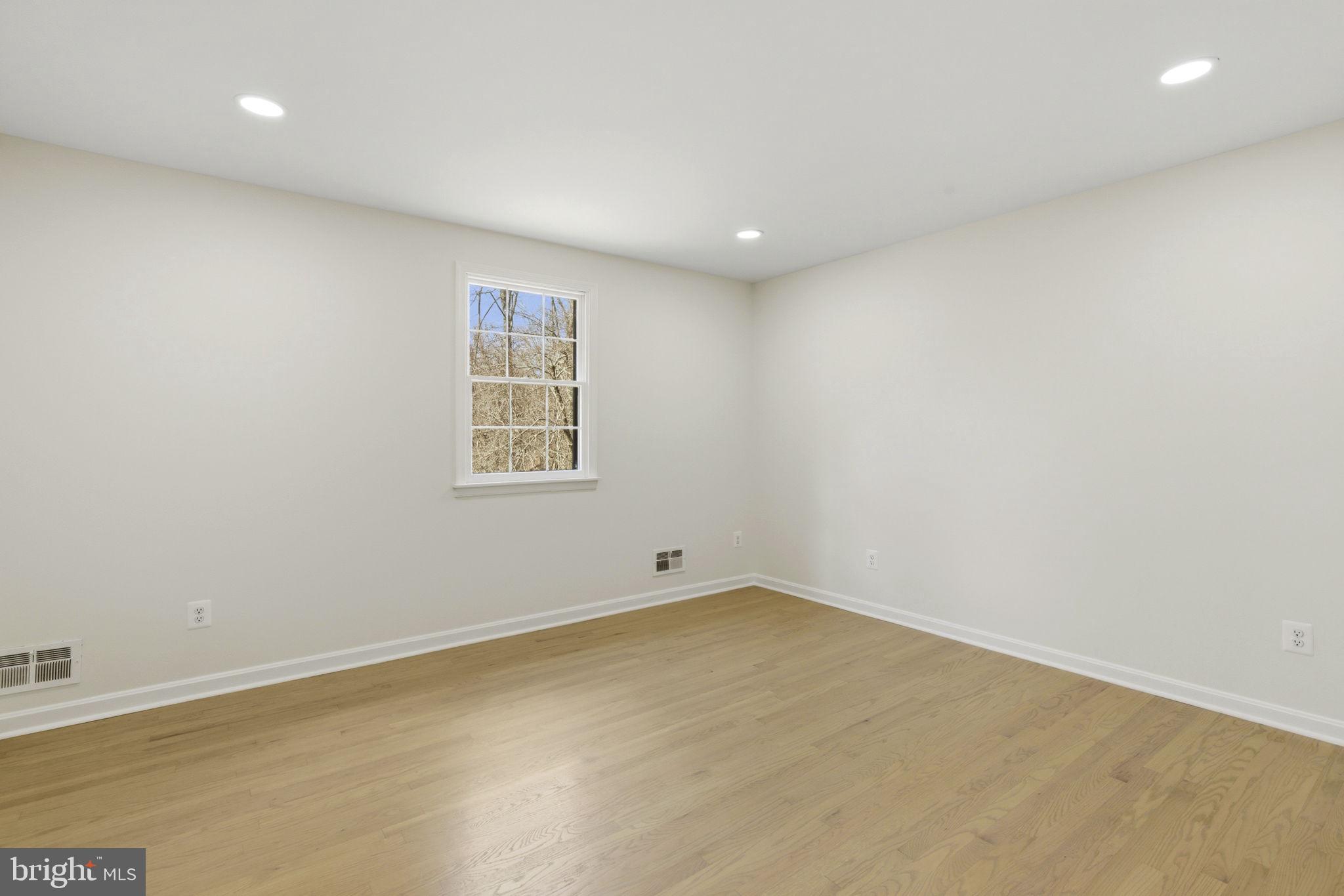 GLEN ARM - Residential