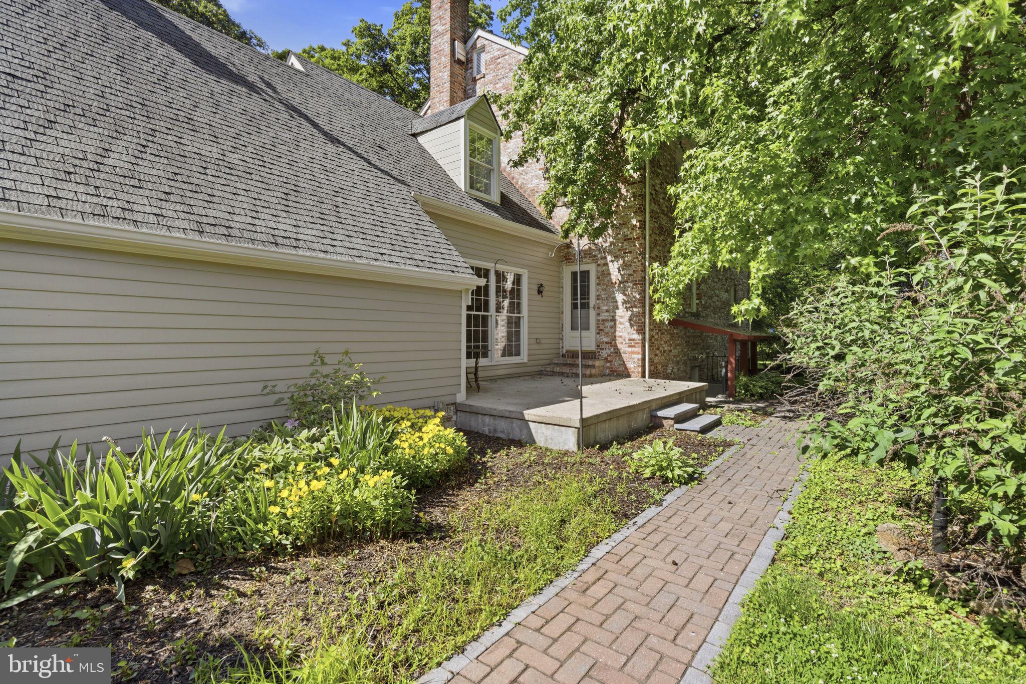 GLEN ARM - Residential