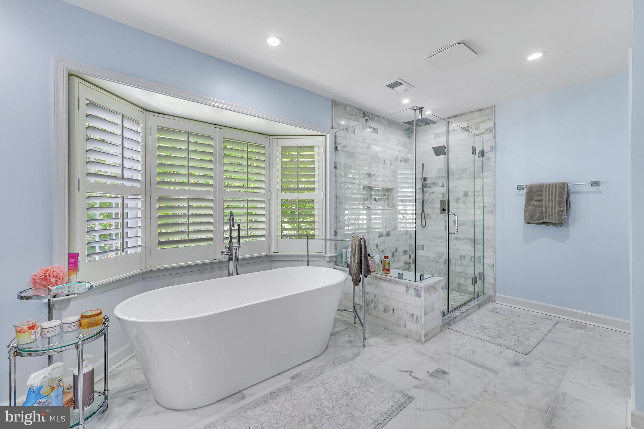 GRAND HAMPTONS - Residential