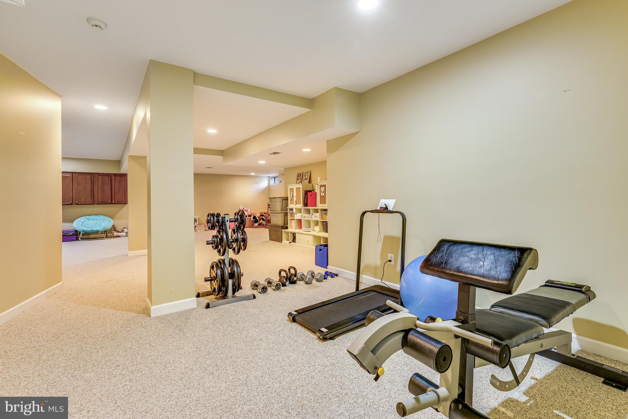 GRAND HAMPTONS - Residential