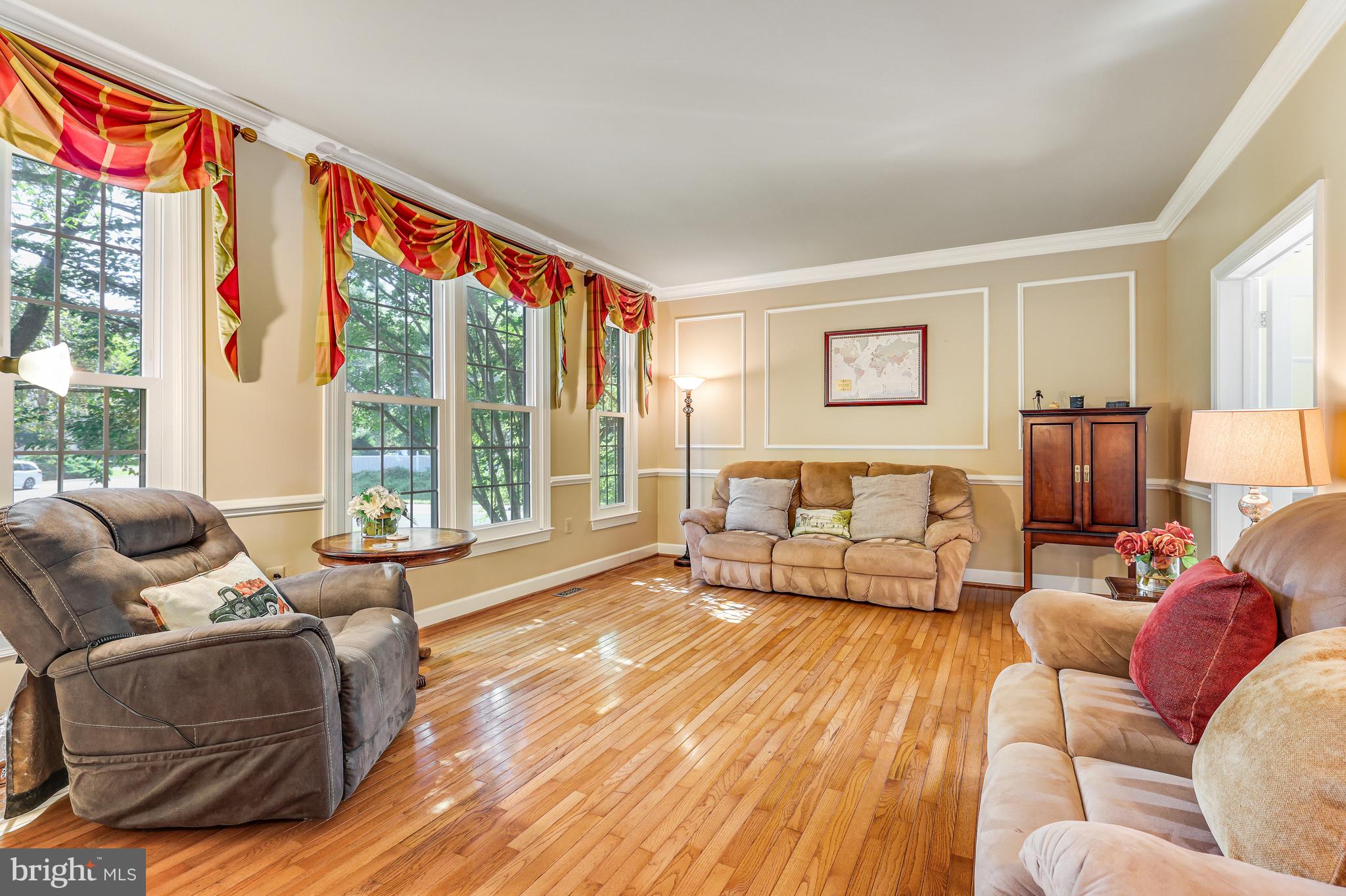 GRAND HAMPTONS - Residential