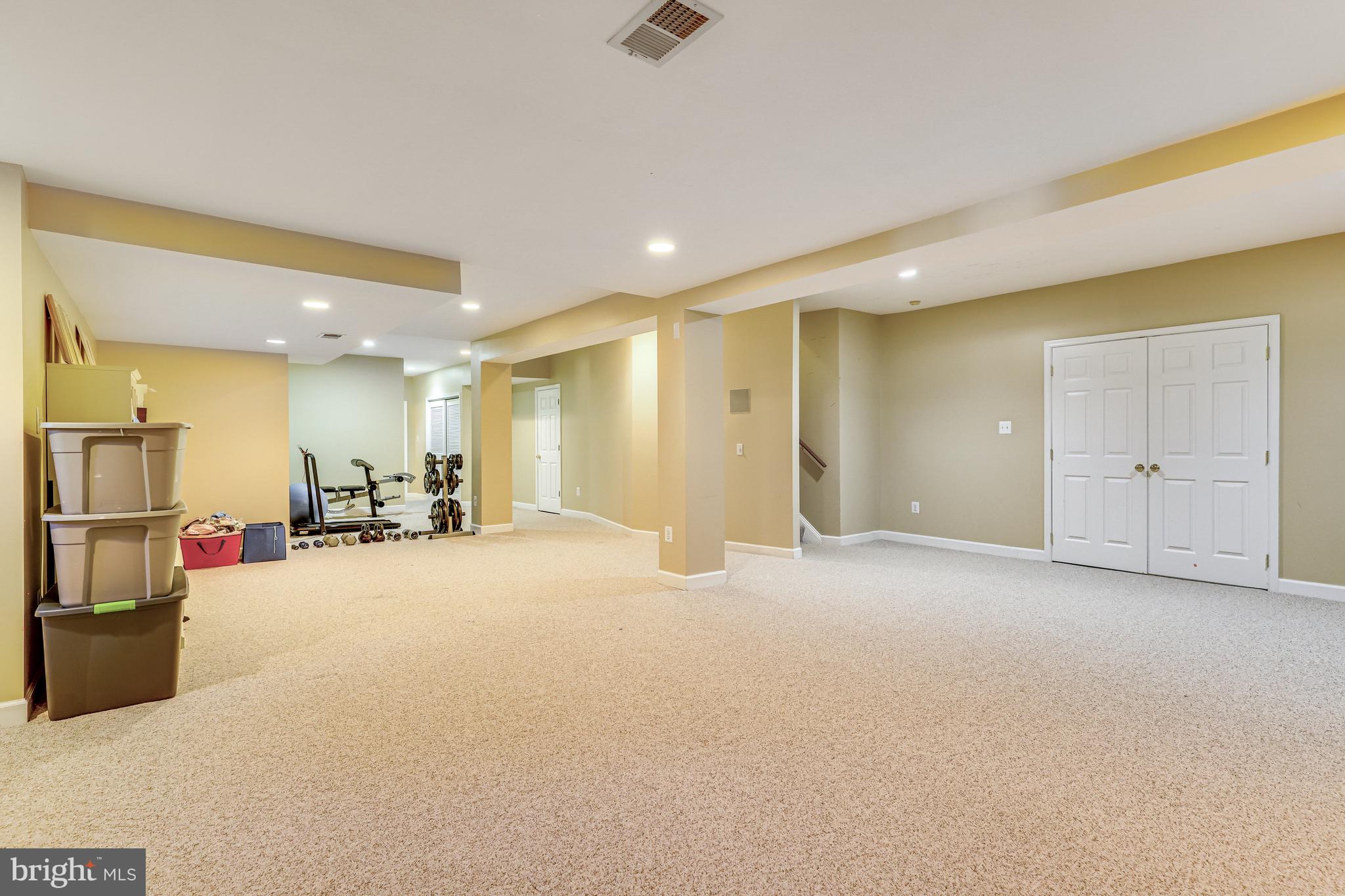 GRAND HAMPTONS - Residential