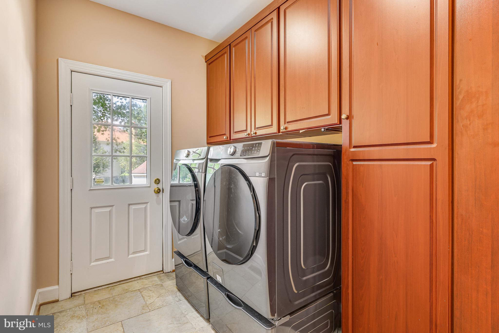 GRAND HAMPTONS - Residential