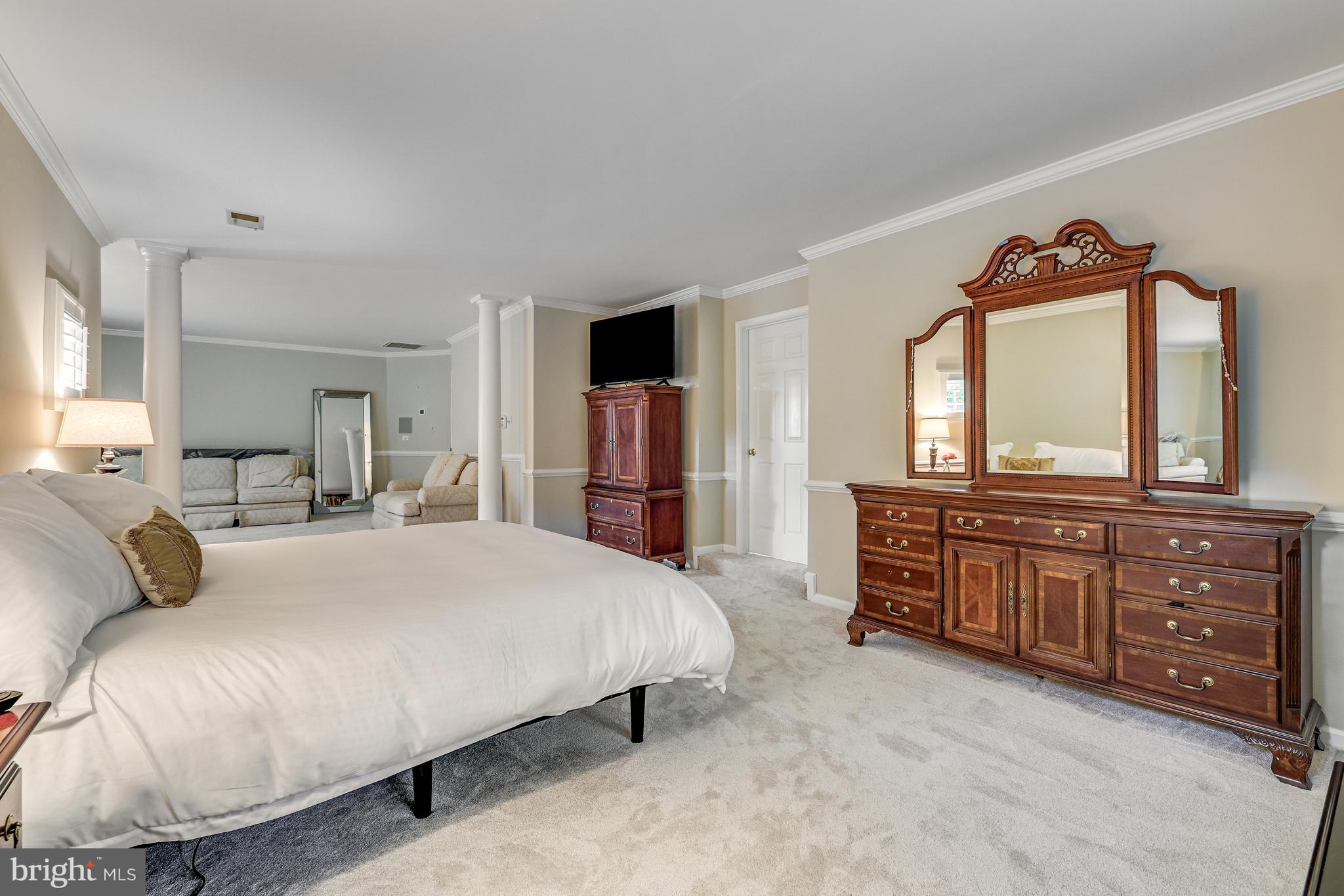 GRAND HAMPTONS - Residential