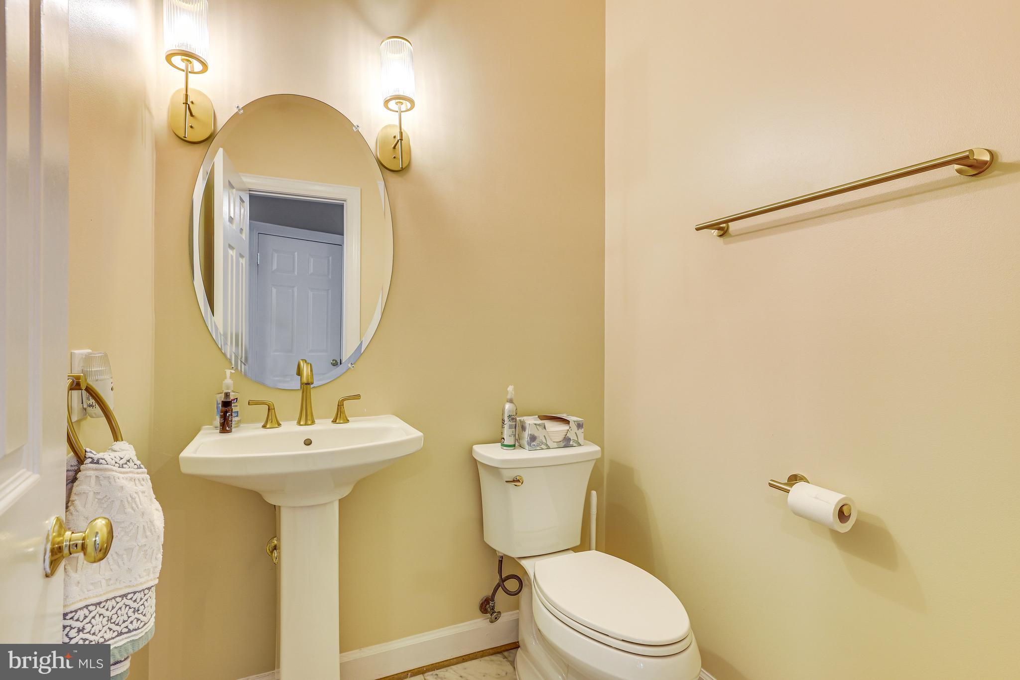 GRAND HAMPTONS - Residential