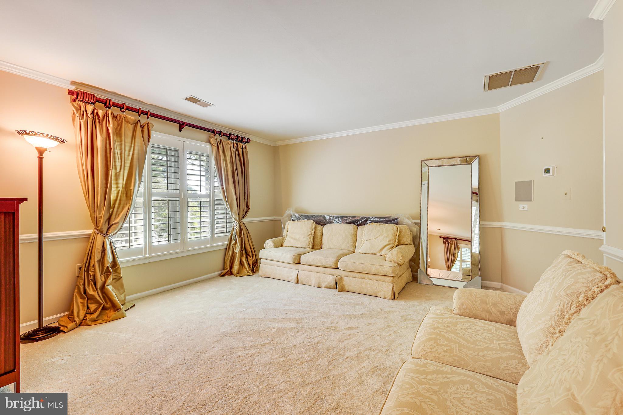 GRAND HAMPTONS - Residential