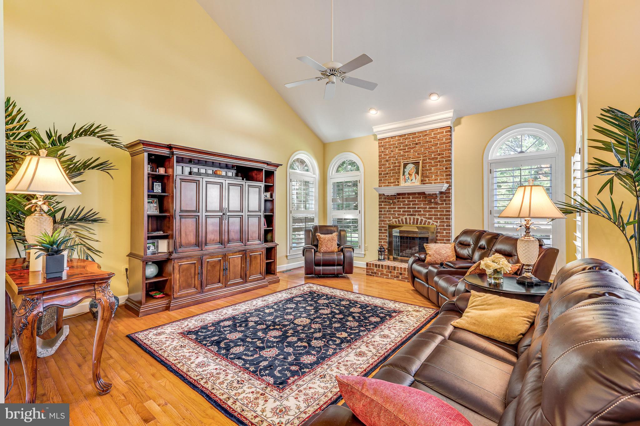 GRAND HAMPTONS - Residential