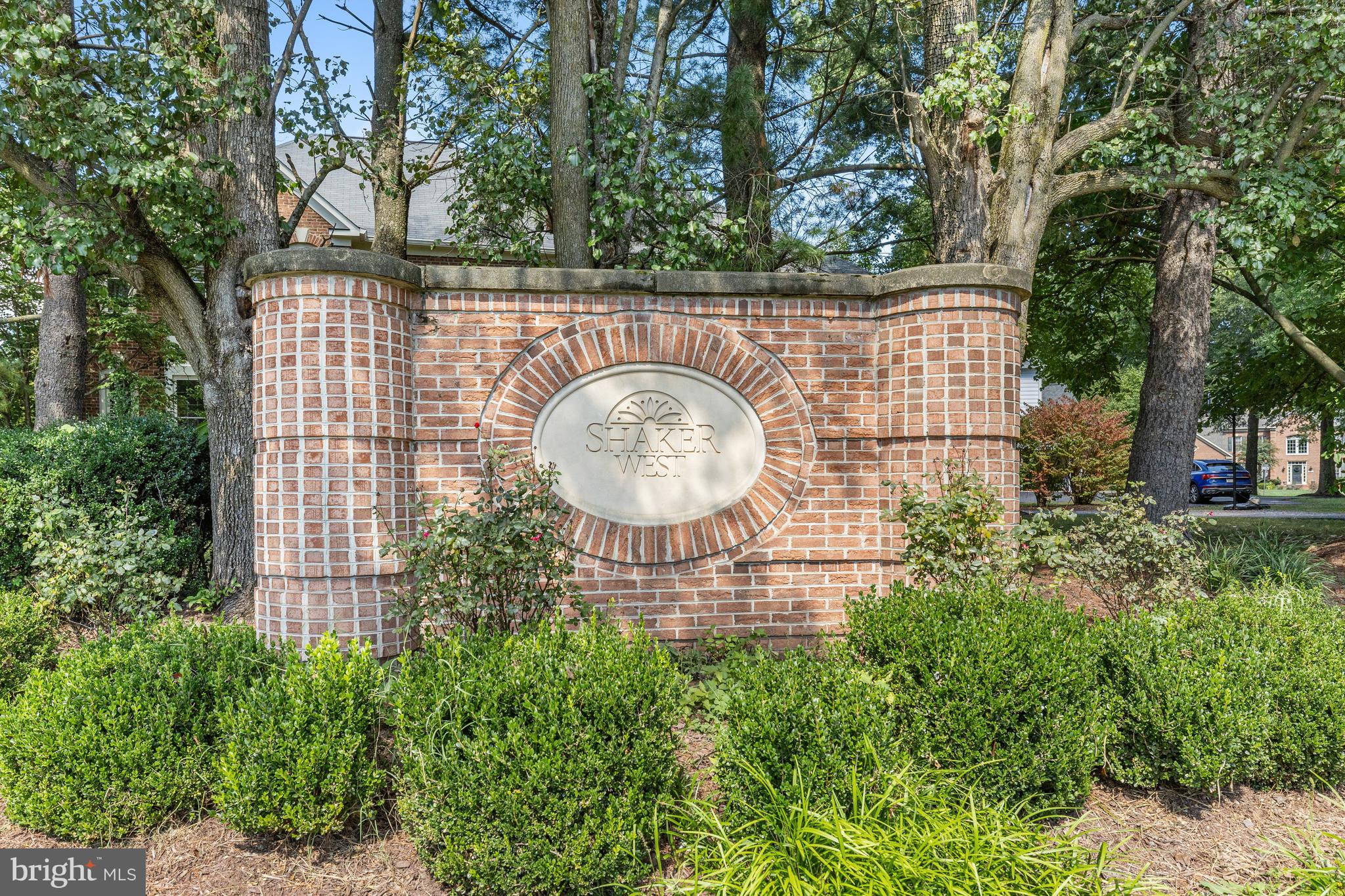 GRAND HAMPTONS - Residential