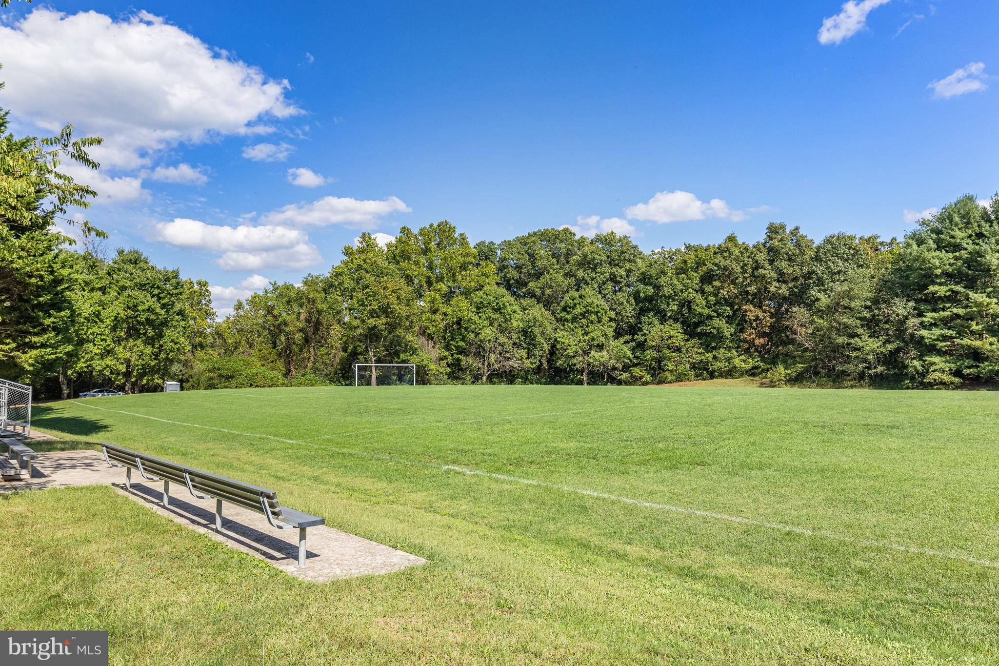 GRAND HAMPTONS - Residential