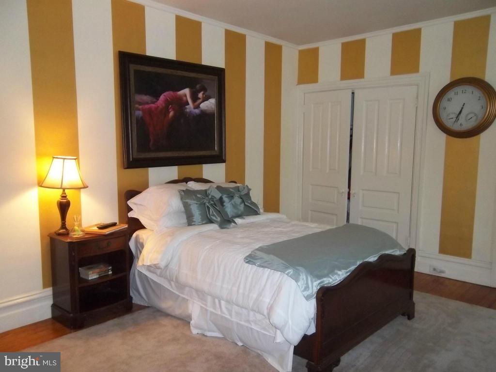 SCHOOL LANE HILLS - Residential