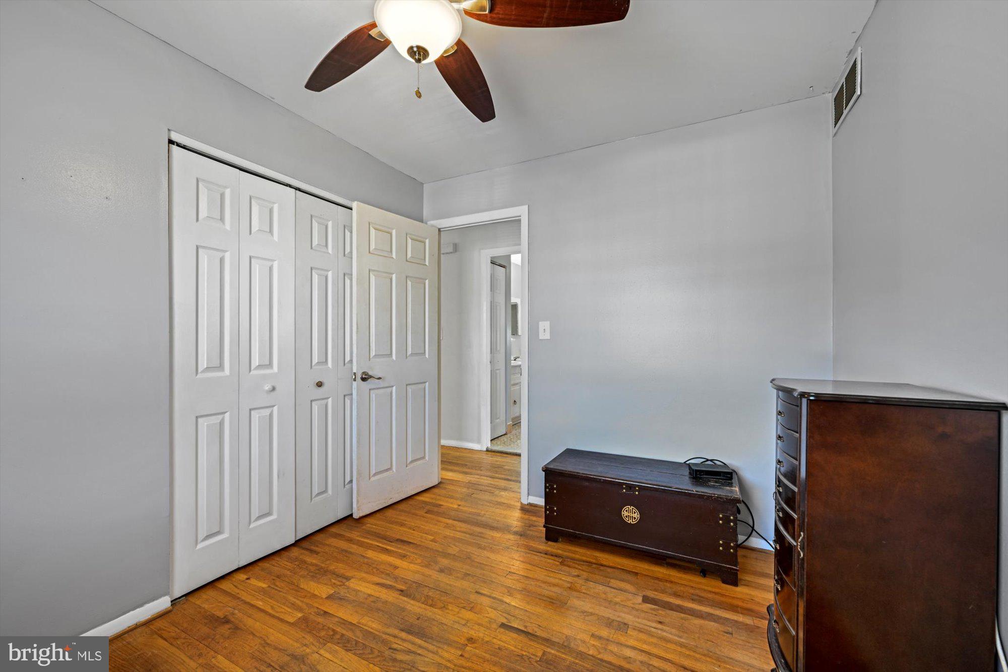 SILVER GATE - Residential
