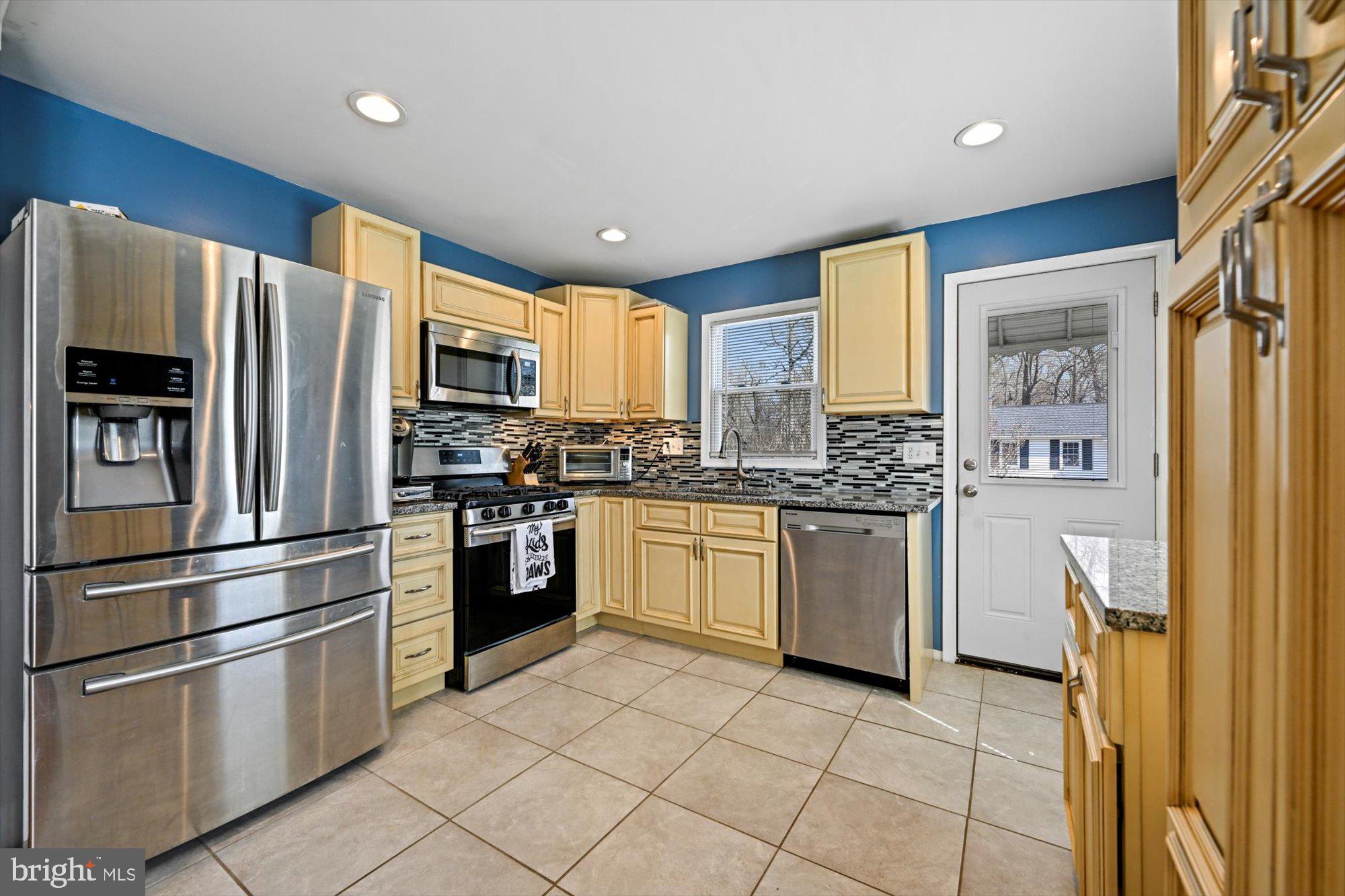 SILVER GATE - Residential