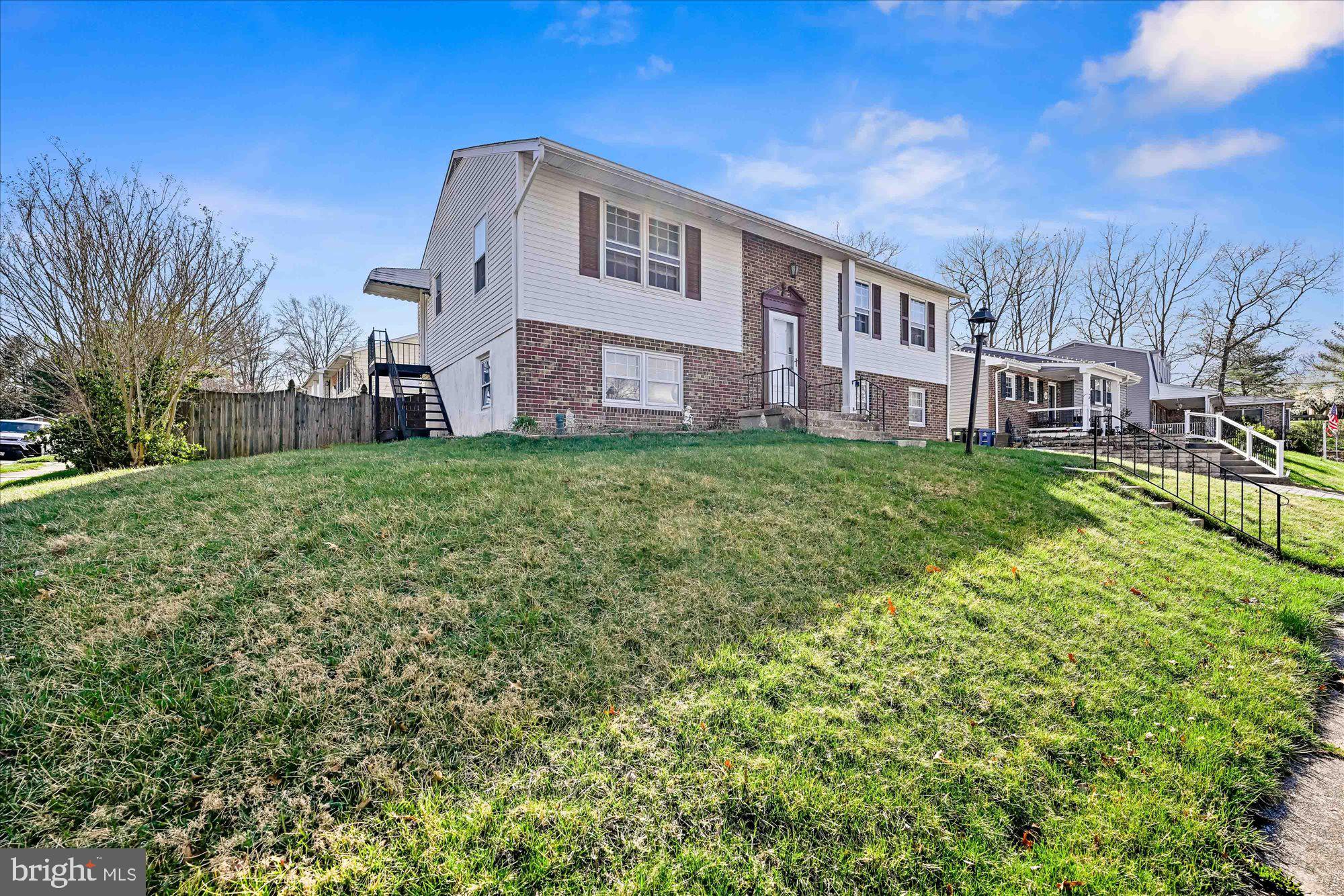 SILVER GATE - Residential