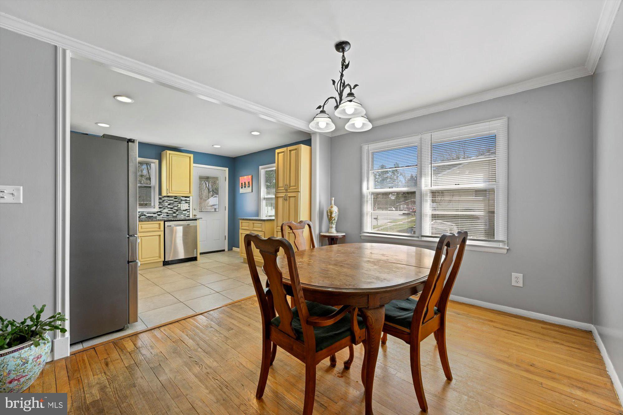 SILVER GATE - Residential