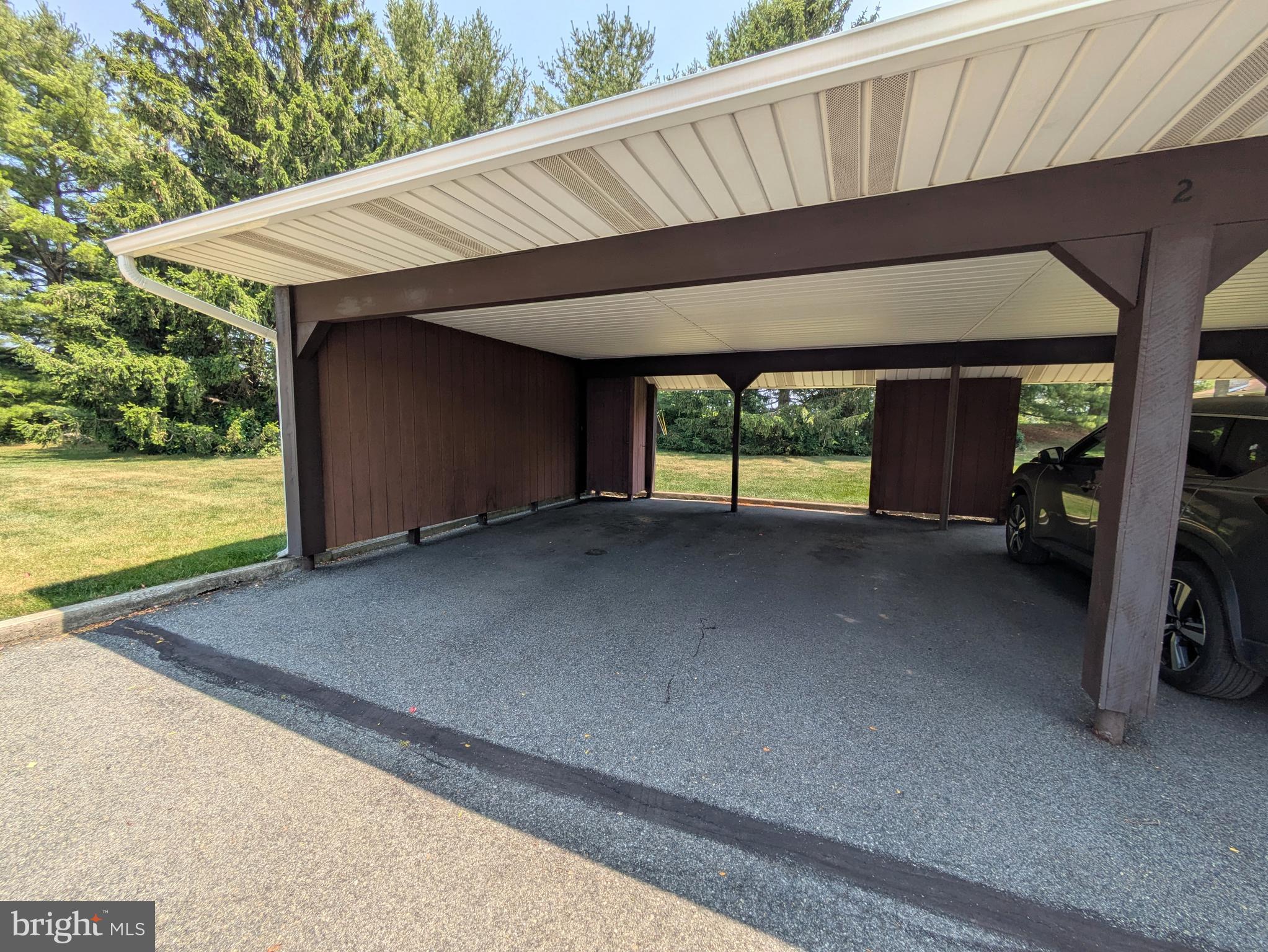 FAIRWAYS AT BROOKSID - Residential