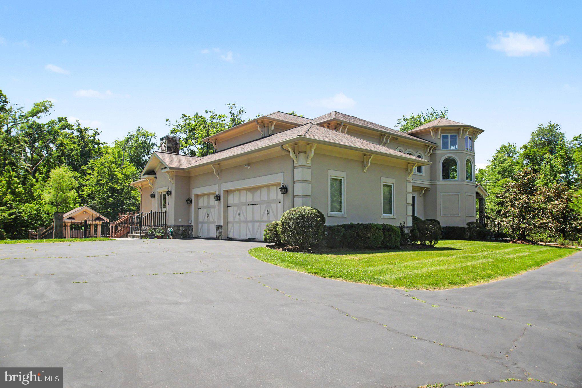 THE RESERVE - Residential