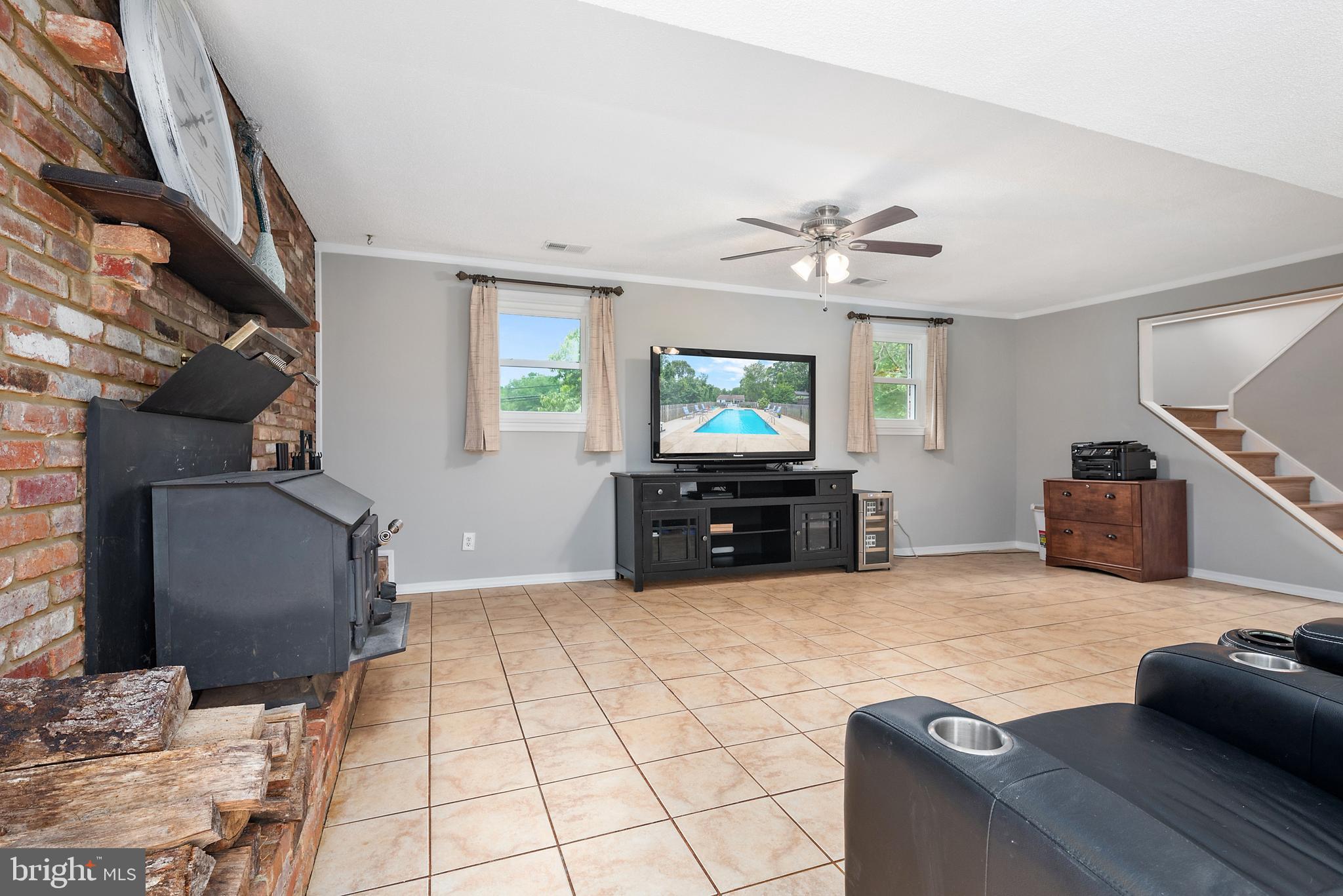 SHORE ACRES - Residential