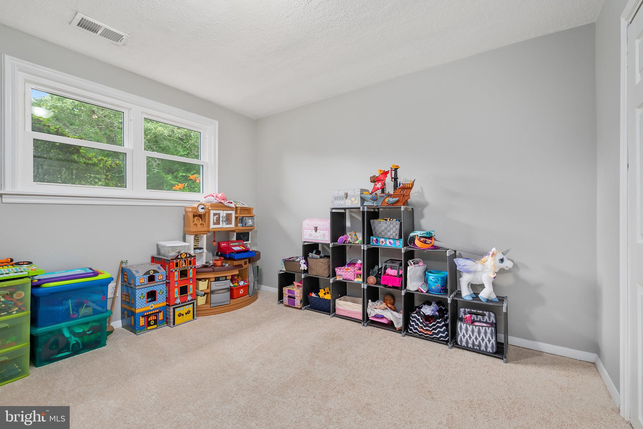 SHORE ACRES - Residential