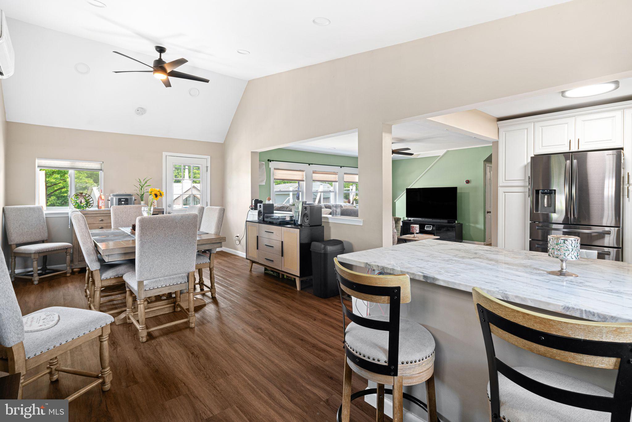 HOLLY HILL - Residential