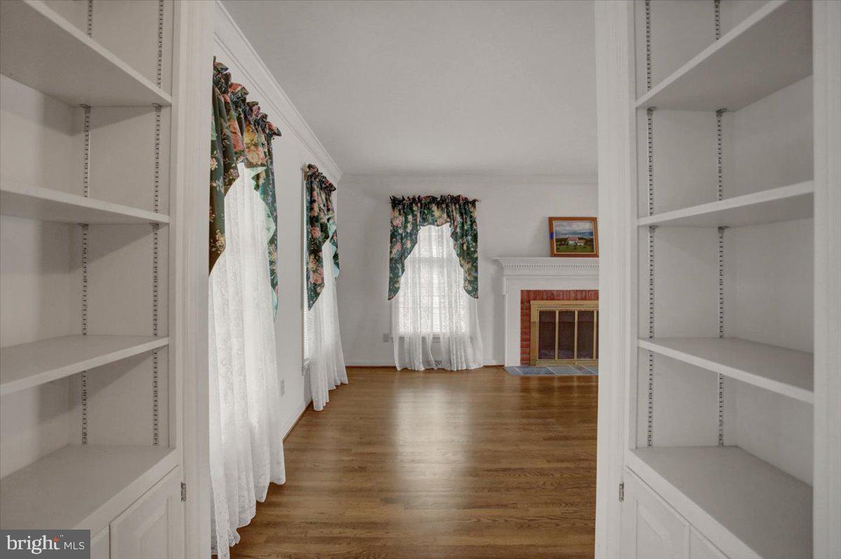 WOODCREST - Residential