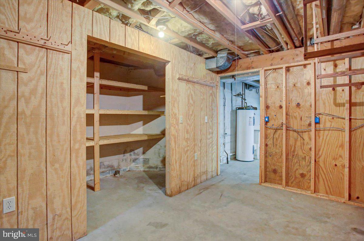 WOODCREST - Residential