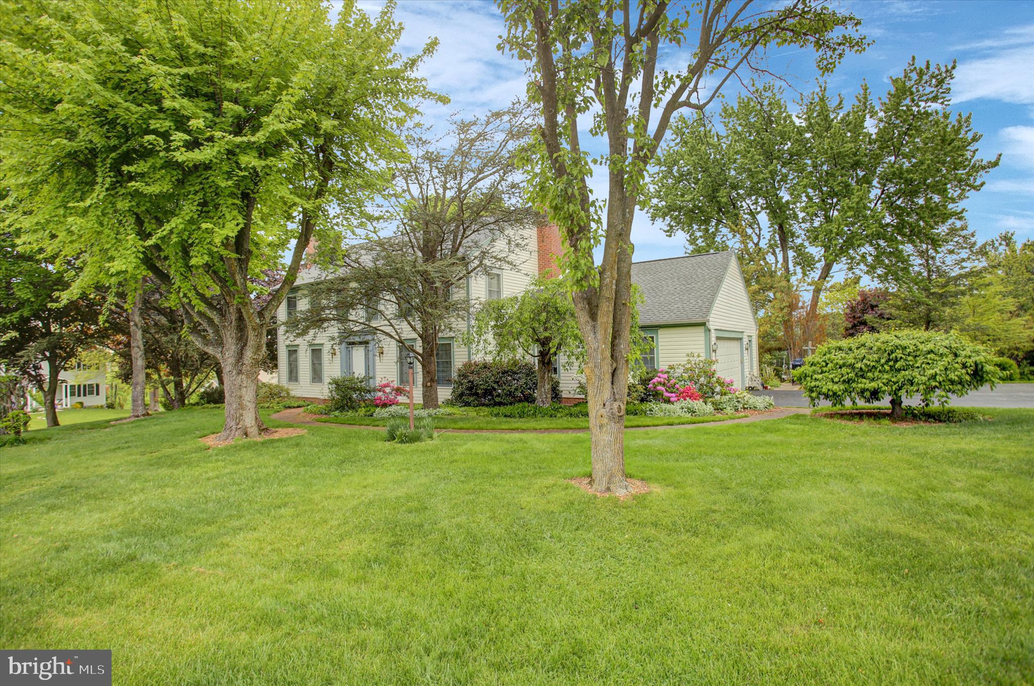 WOODCREST - Residential