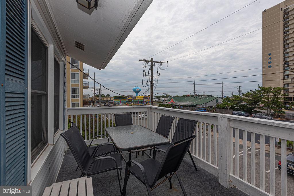 OCEANBAY CITY - Residential Income