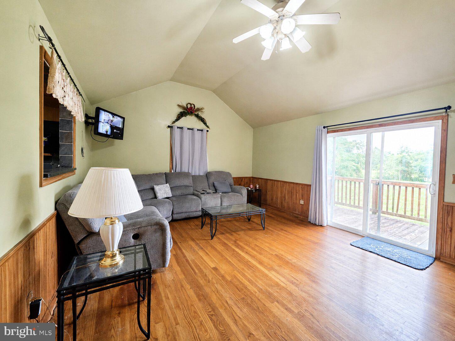 MARSHALLS COMMONS - Residential