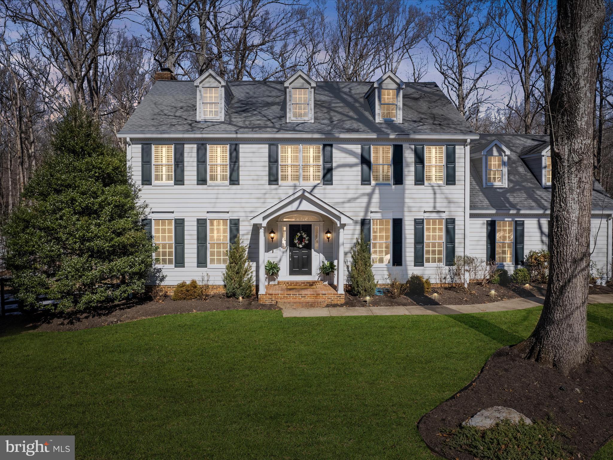 Welcome to this stunning Colonial style home on the North/DC side of Warrenton.  Nestled on a  picturesque 1.35 acre lot, this charming 3 bedroom, 3.5 bath home offers elegance and modern comfort.  The spacious floor plan features a beautiful kitchen with granite countertops and a bright breakfast area which all opens to the family room. When you need space for more formal entertaining, the living and dining rooms won’t disappoint.   Upstairs, the primary suite boasts a recently updated ‘spa like’ en-suite bath and walk-in closet. Two more sizable bedrooms and hall bath complete the second floor. The finished walk-out club level provides additional living space, perfect for movie and game nights.  It features a wet bar, full bath and cozy fireplace with built-ins.    Outside you’ll find a large deck, fenced yard and a fire pit area. The ample sized lot sits on a cul-de-sac and backs up to an expansive green space, where you can find nature on full display any given day.   This home lets you stop and smell the roses,  and still have easy access to the hustle and bustle of the city.  All this in the sought after community of Snow Hill...Don't miss this exceptional opportunity!
**Sellers have a VA loan and it is potentially assumable**
Potential to finish area above the garage
Please see Info sheet in the documents section for more.
Nest doorbell at front door.