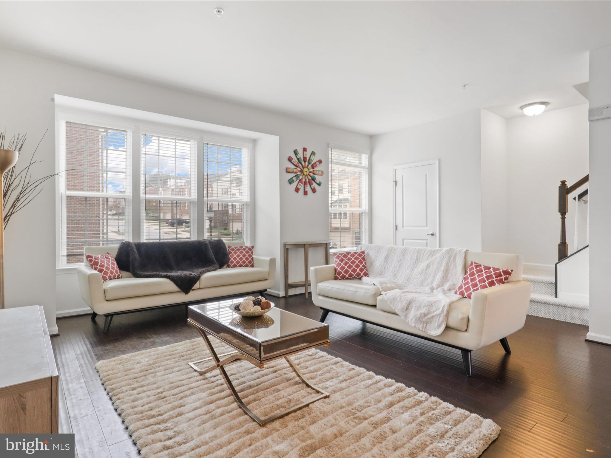 THE PARK AT ADDISON METRO - Residential