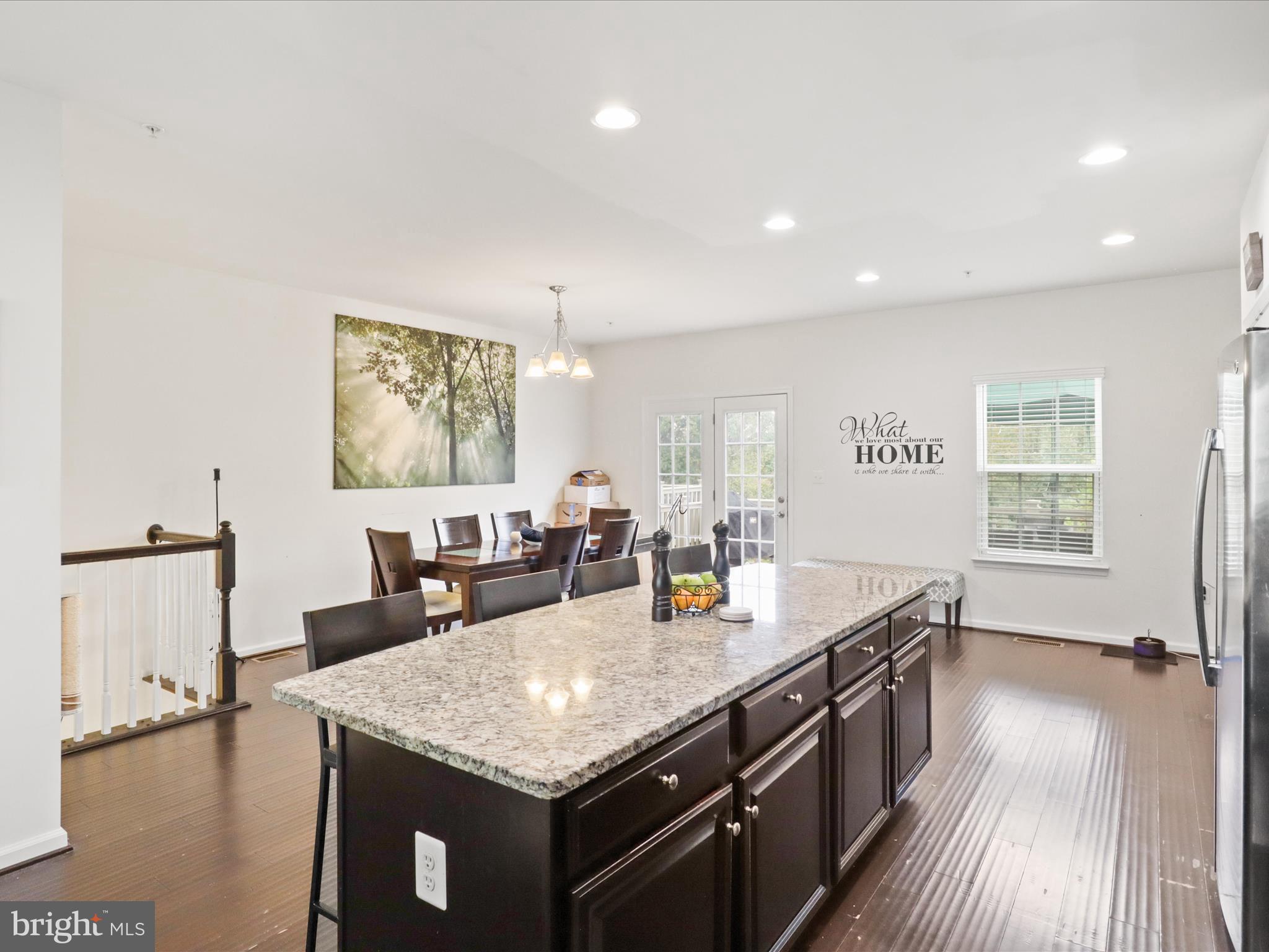 THE PARK AT ADDISON METRO - Residential