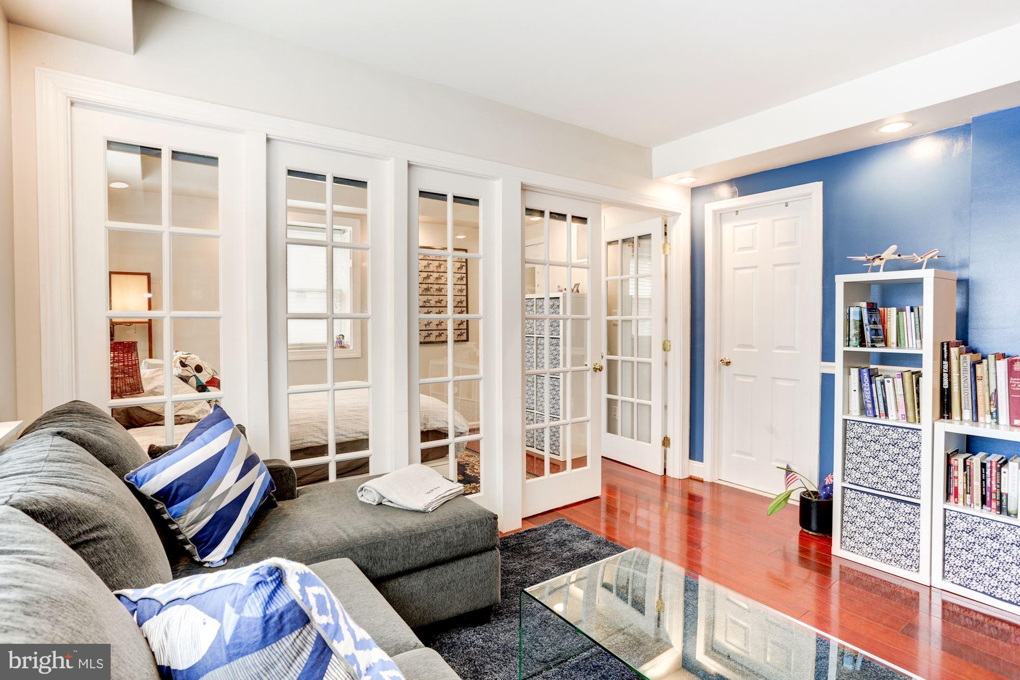 MT VERNON SQUARE - Residential