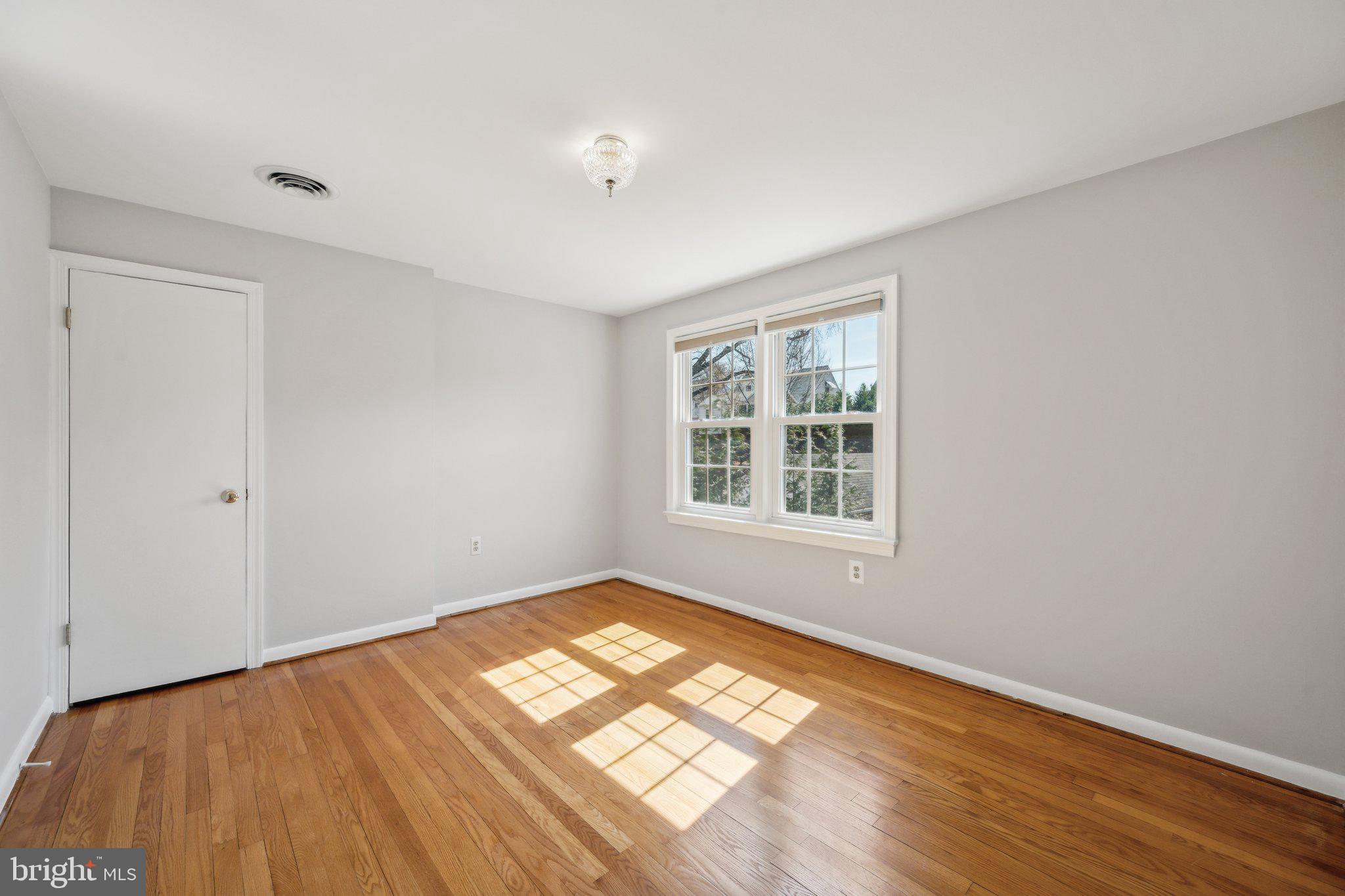 FOREST ESTATES - Residential