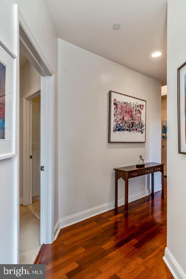 AVENUE OF THE ARTS - Residential
