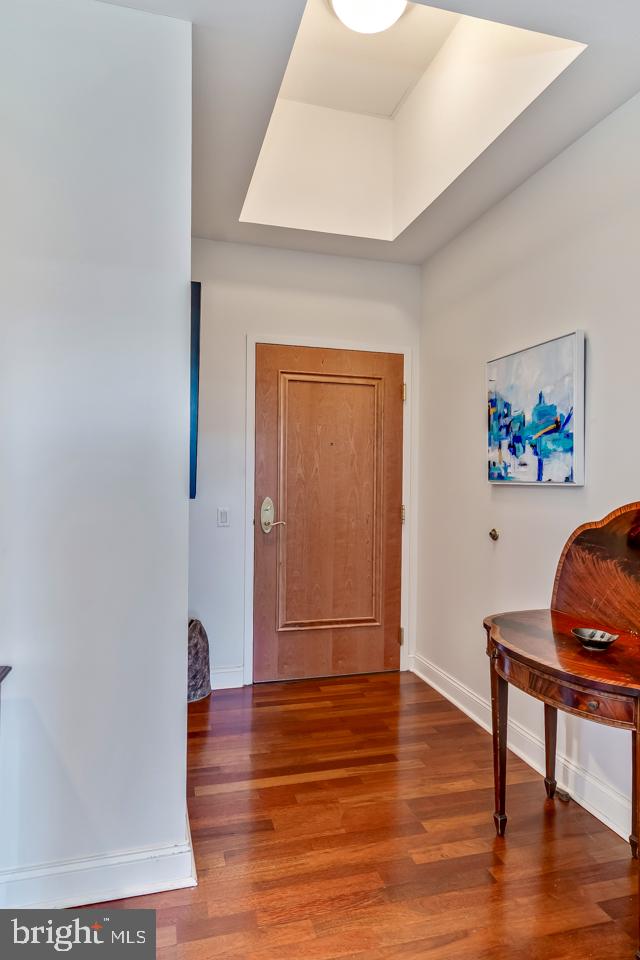 AVENUE OF THE ARTS - Residential