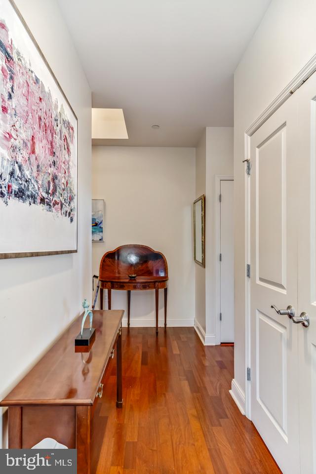 AVENUE OF THE ARTS - Residential