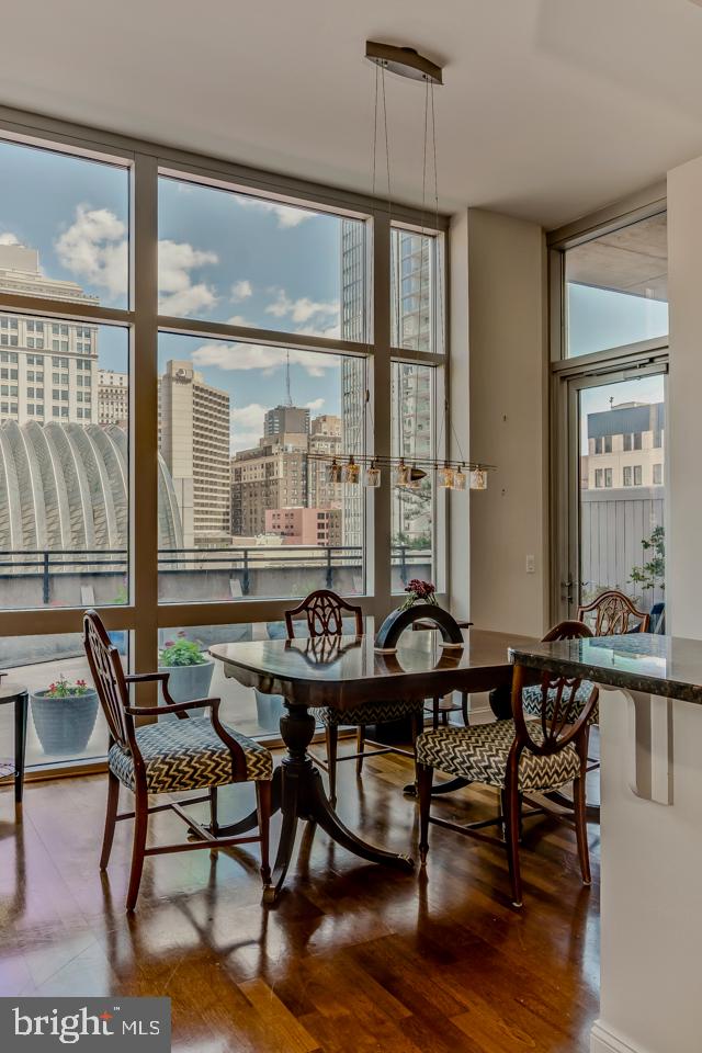 AVENUE OF THE ARTS - Residential