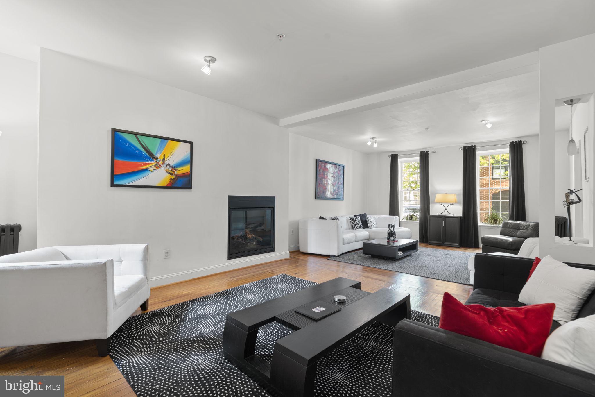 LITTLE ITALY - Residential