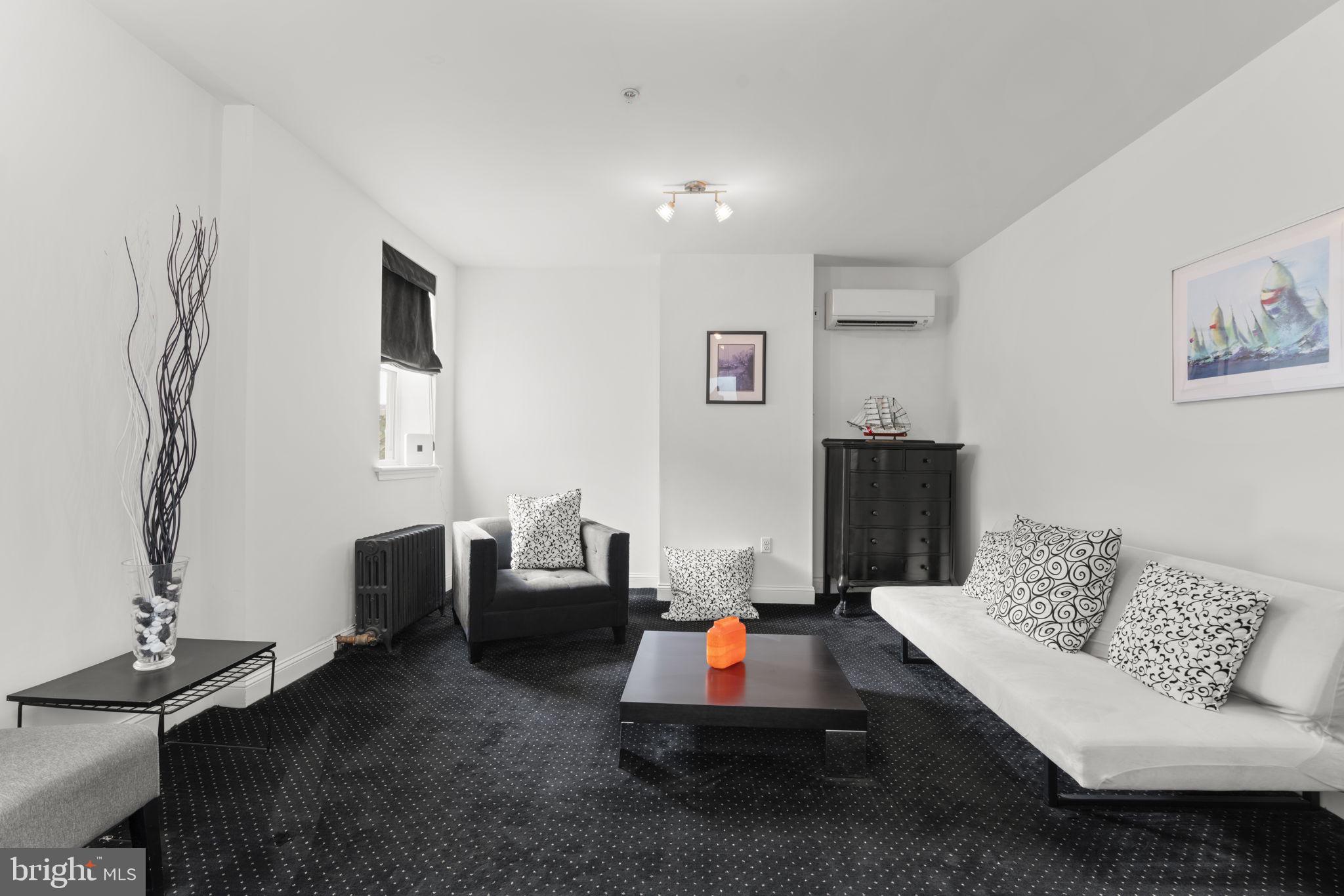 LITTLE ITALY - Residential