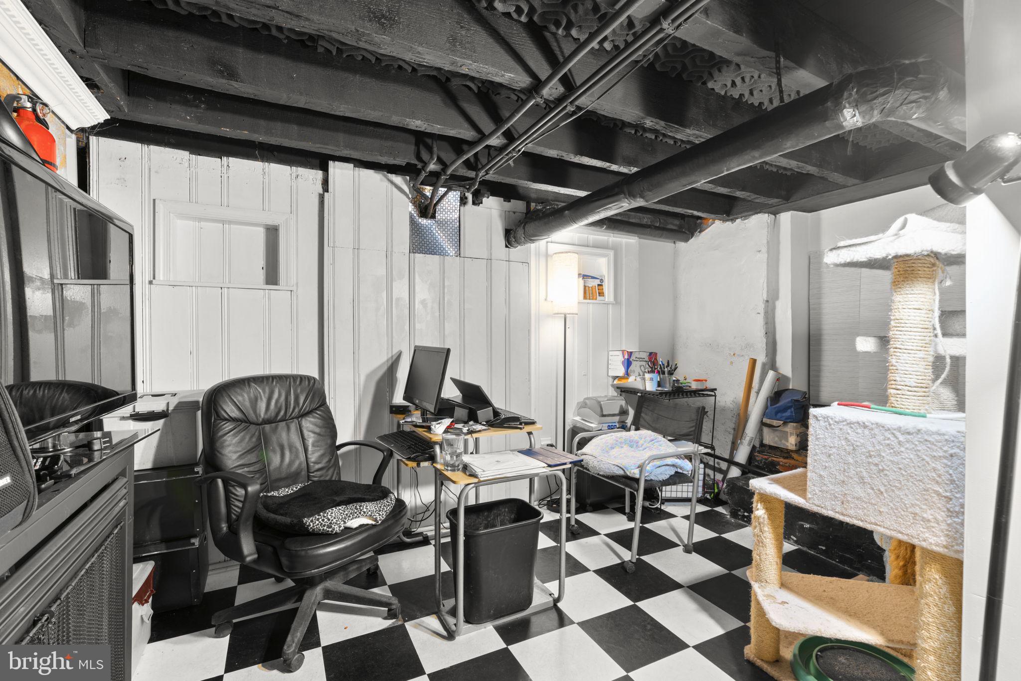 LITTLE ITALY - Residential