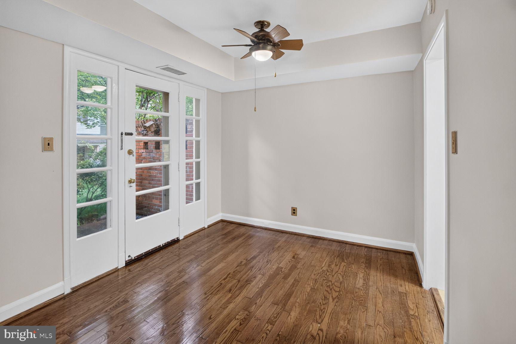 TOP OF THE PARK - Residential
